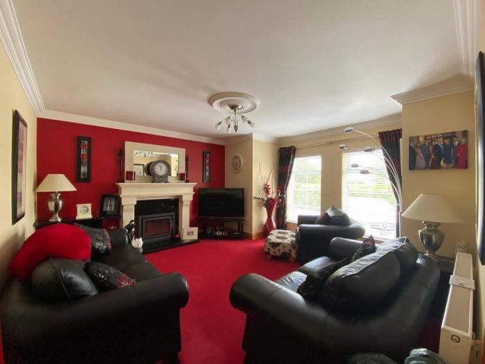 89 Blackthorn Manor