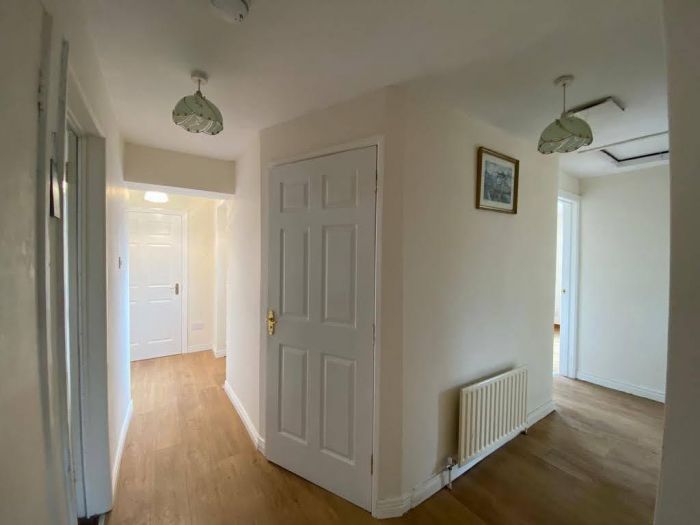 2 Ballynagard Crescent