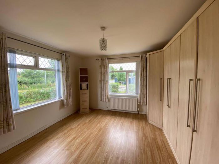 2 Ballynagard Crescent