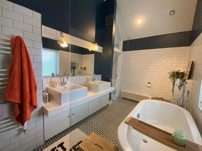 Bayview Lodge 2 Clooney Road