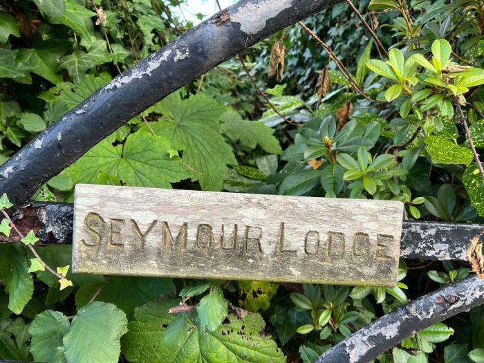 Seymour Lodge, 1 Clooney Road