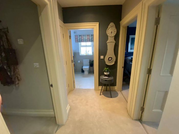 6 Oak Country Avenue