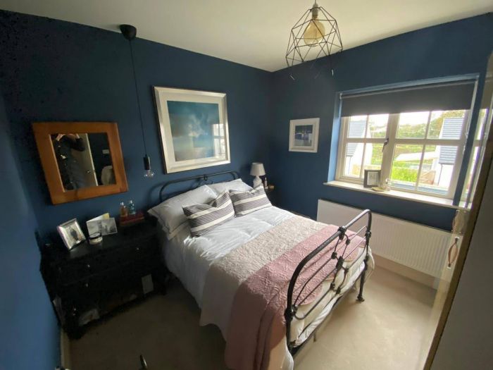 6 Oak Country Avenue