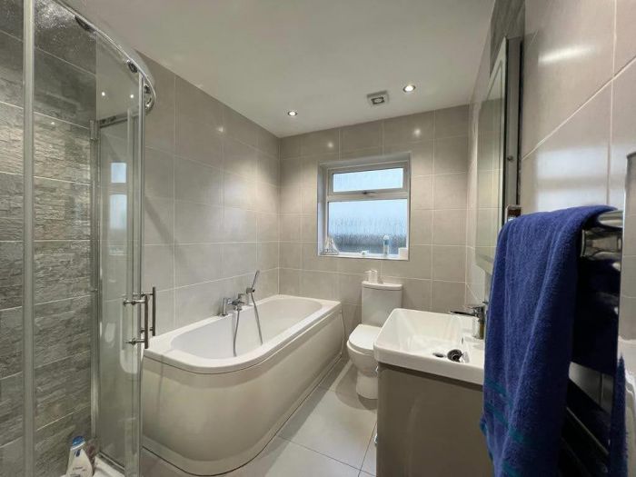 24 Hall Stevenson Park