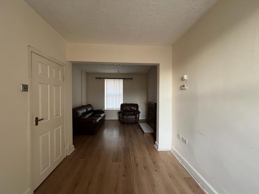 25 Abercorn Road