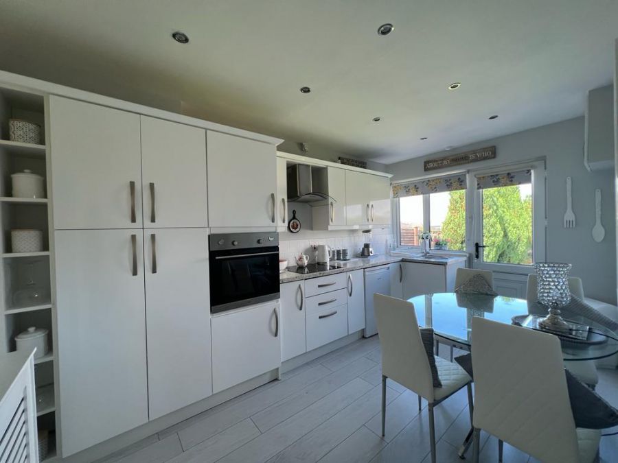 23 Knockwellan Park