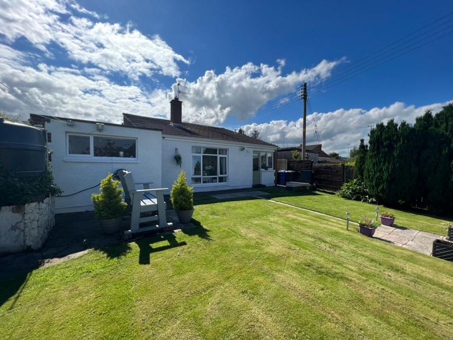 23 Knockwellan Park