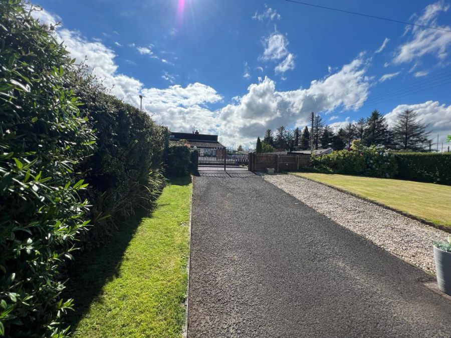 23 Knockwellan Park