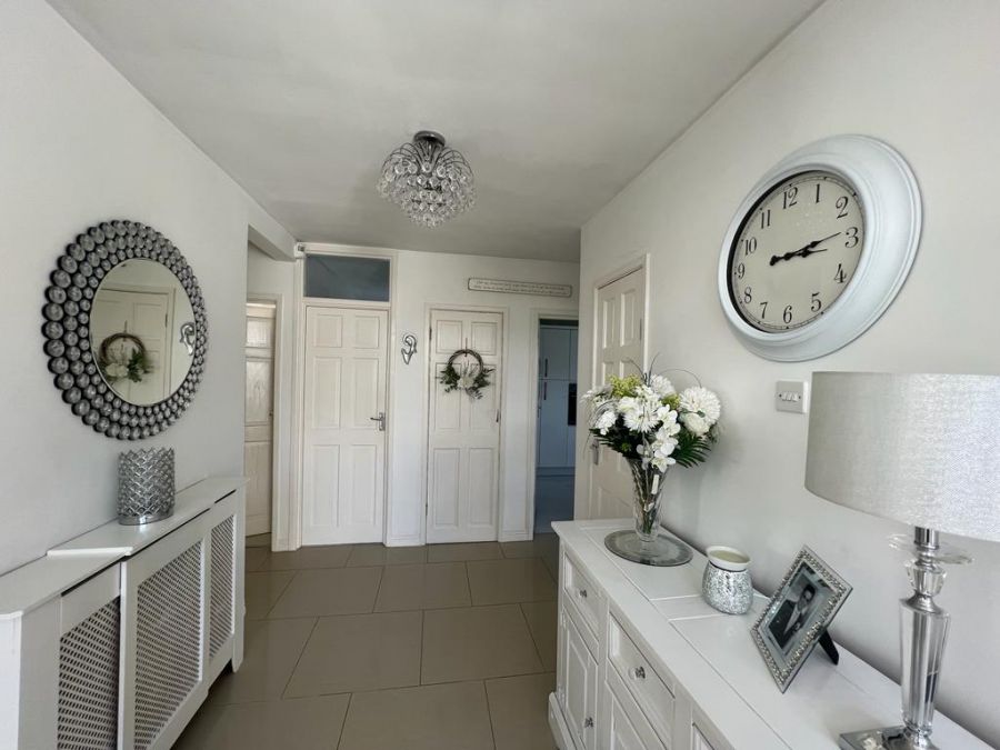 23 Knockwellan Park