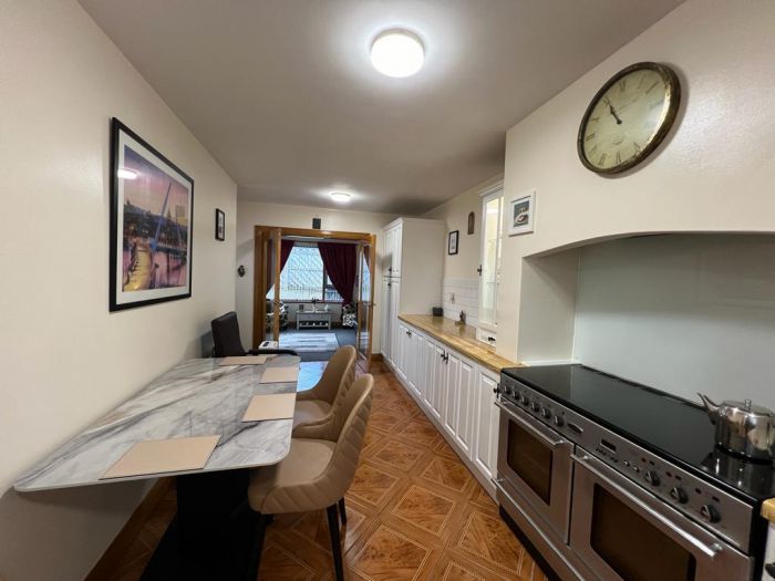 102 Knockwellan Park