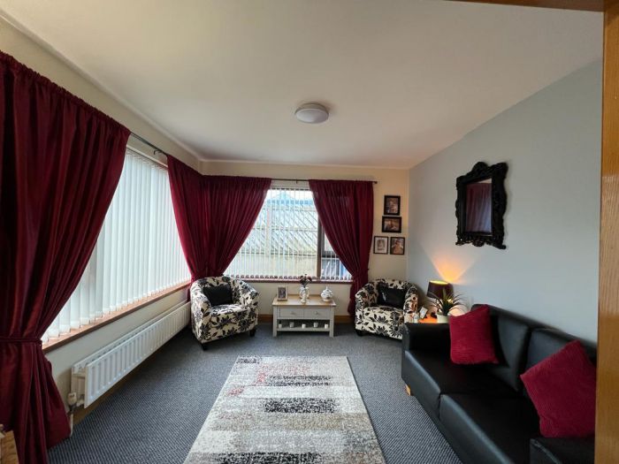 102 Knockwellan Park