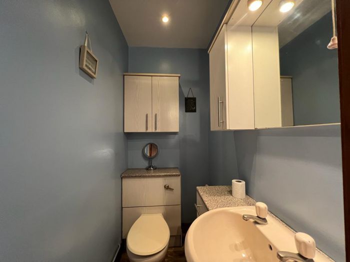 102 Knockwellan Park