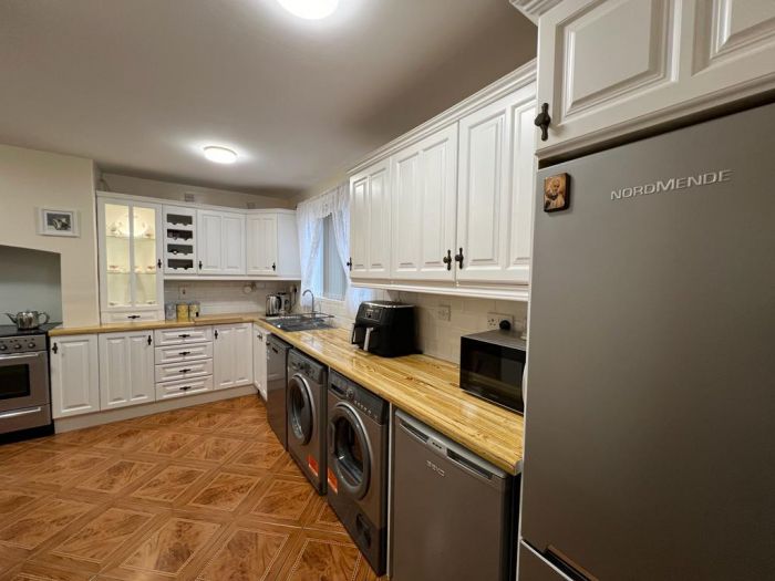 102 Knockwellan Park