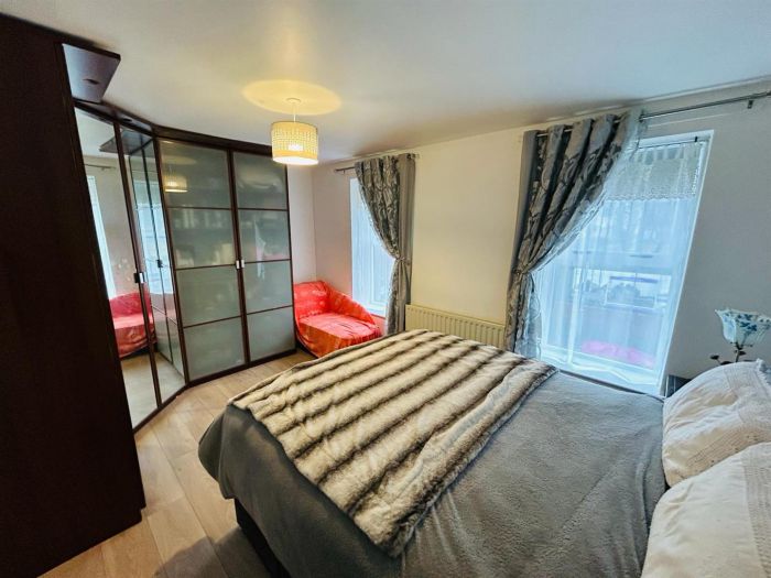 7 Upper Bennett Street