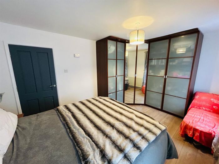 7 Upper Bennett Street