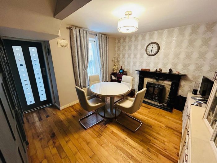 7 Upper Bennett Street