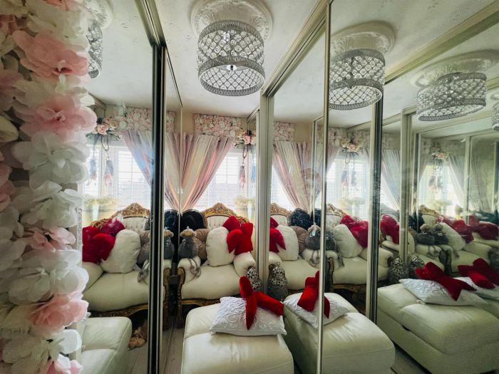 33 Carrickreagh Gardens