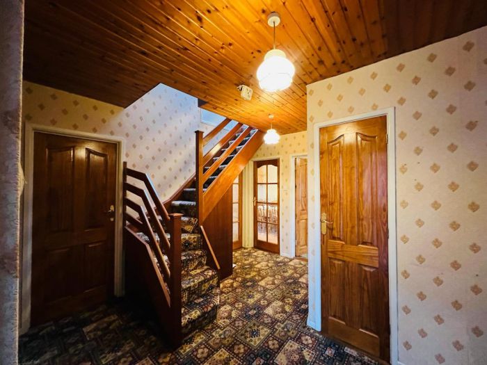 107 Knockwellan Park