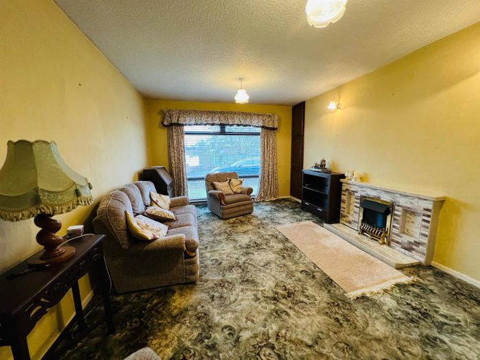 107 Knockwellan Park