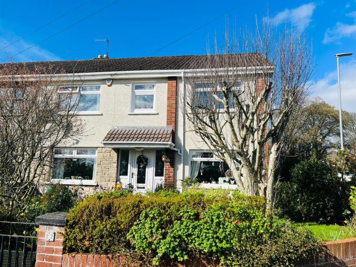 22 Ballynasilloe Avenue