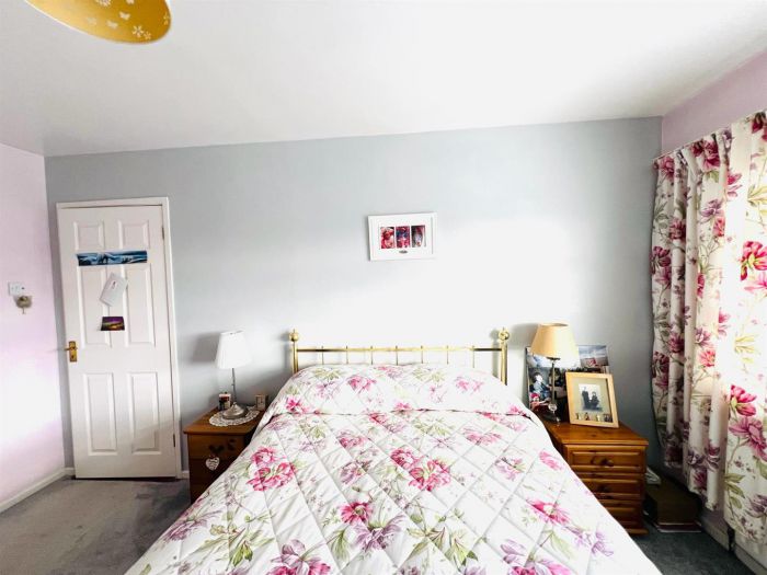 22 Ballynasilloe Avenue