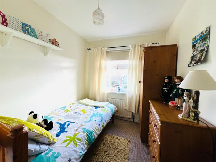 22 Ballynasilloe Avenue