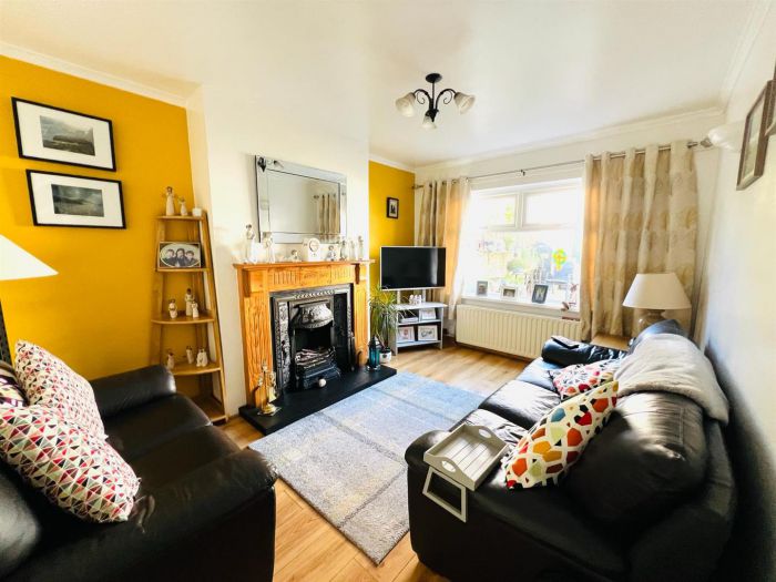 22 Ballynasilloe Avenue