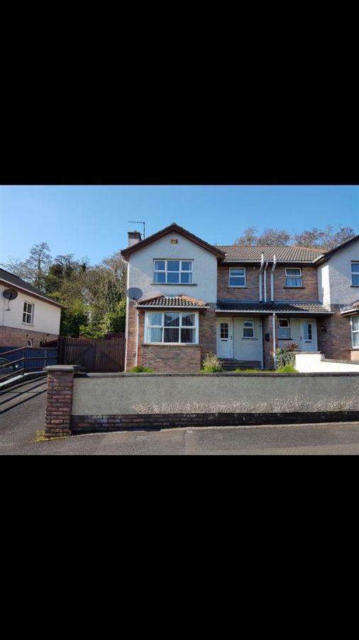 54 Ballyarnett Village