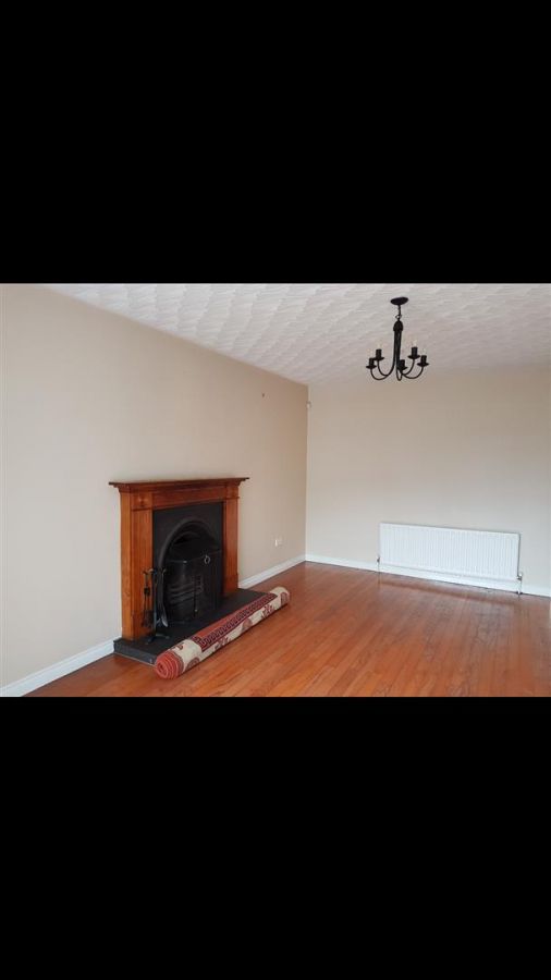 54 Ballyarnett Village