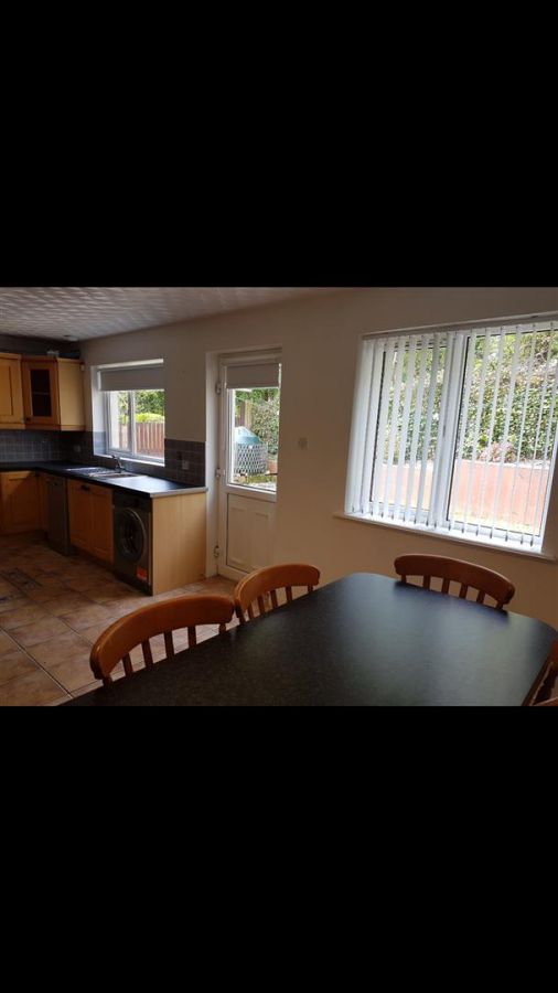 54 Ballyarnett Village