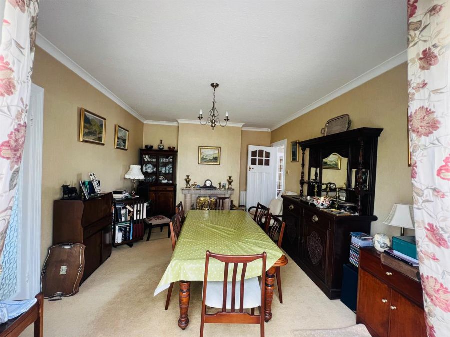 ELSINORE, 13 Browning Drive