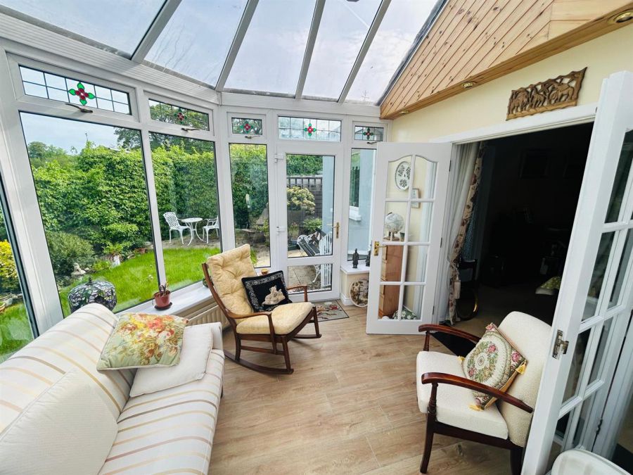 ELSINORE, 13 Browning Drive