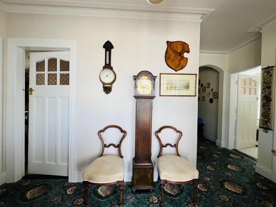 ELSINORE, 13 Browning Drive