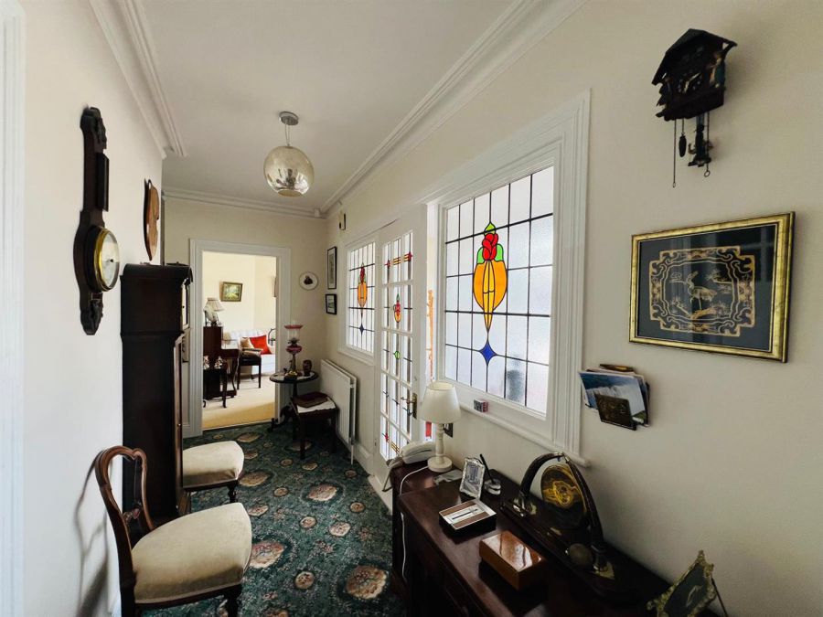 ELSINORE, 13 Browning Drive