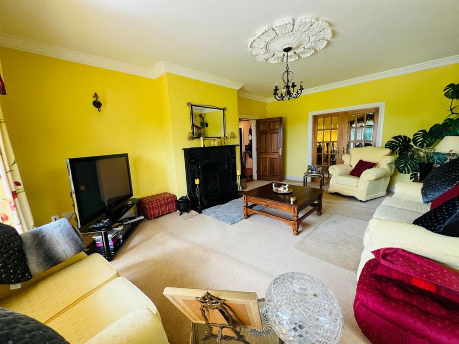 Cregg Lodge, 346 Glenshane Road