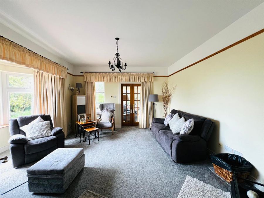 Cregg Lodge, 346 Glenshane Road