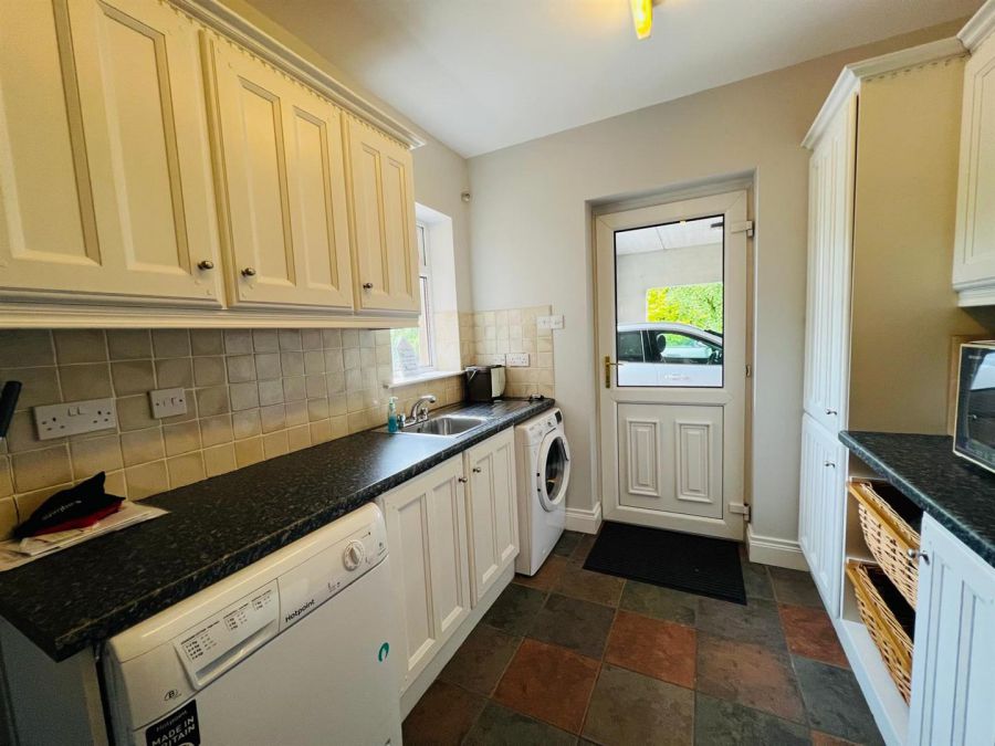 Cregg Lodge, 346 Glenshane Road