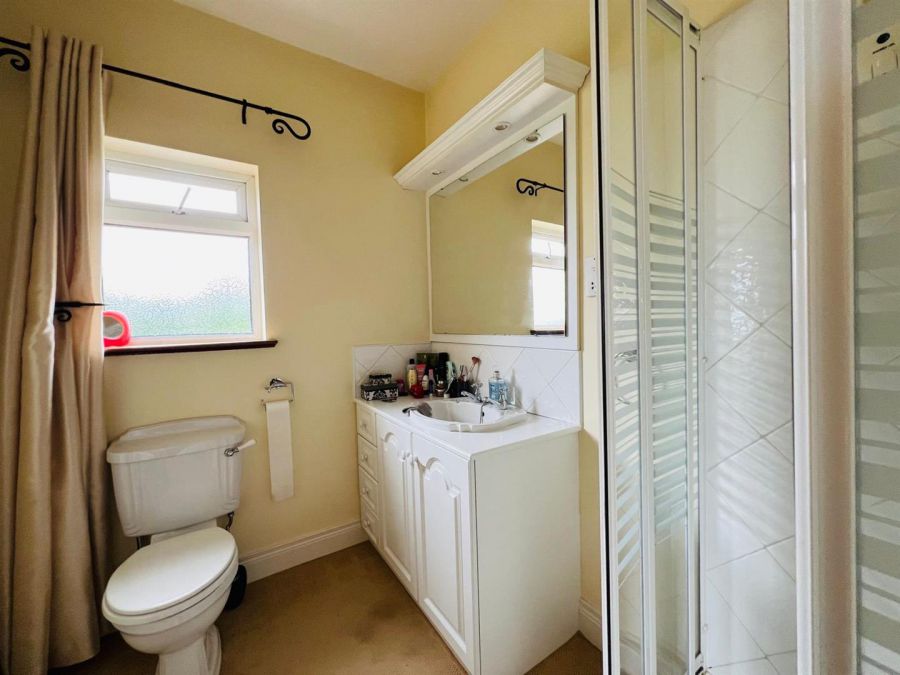 Cregg Lodge, 346 Glenshane Road