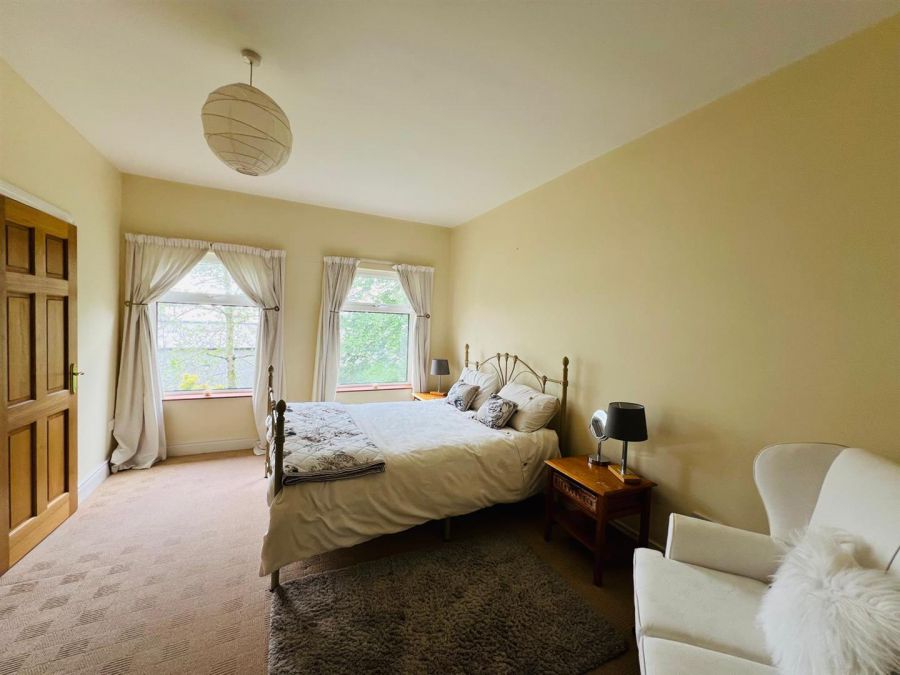 Cregg Lodge, 346 Glenshane Road