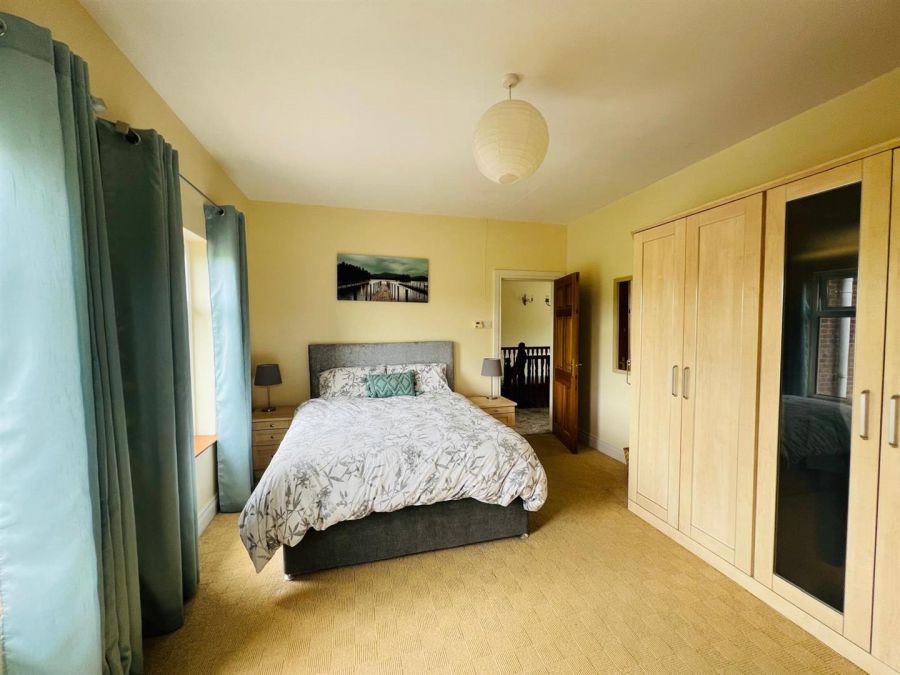 Cregg Lodge, 346 Glenshane Road