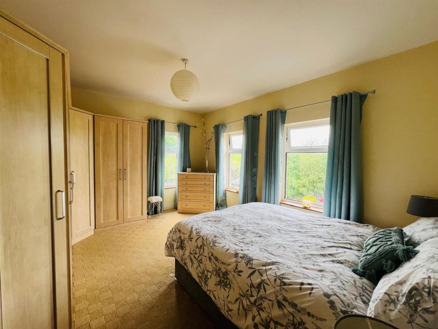 Cregg Lodge, 346 Glenshane Road
