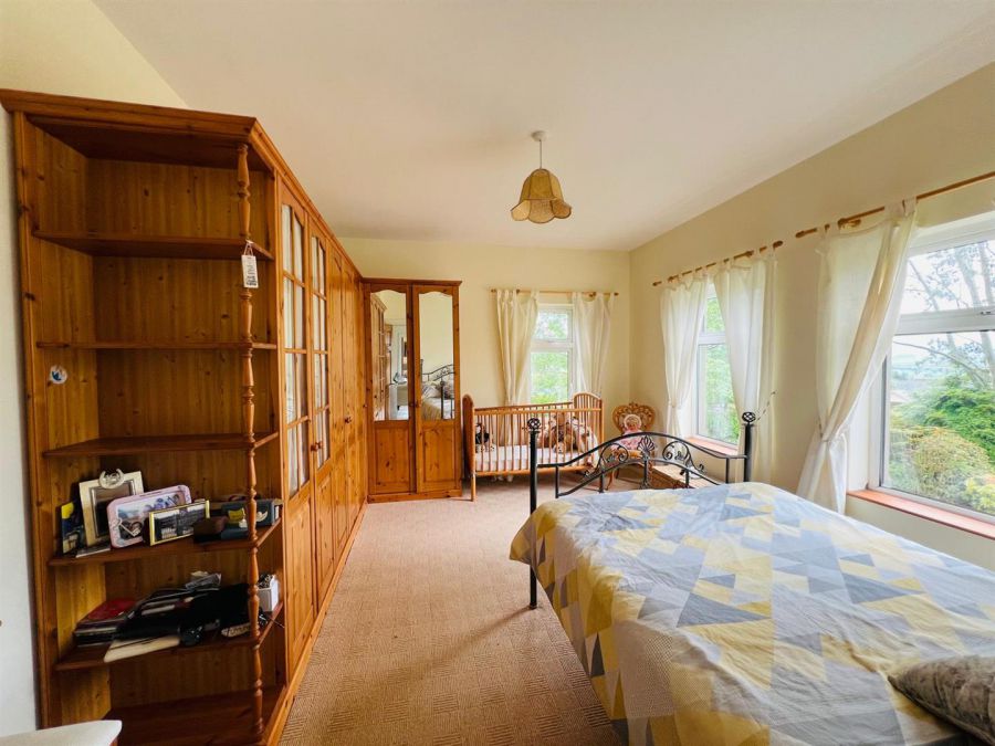 Cregg Lodge, 346 Glenshane Road