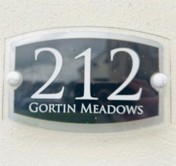 212 Gortin Meadows