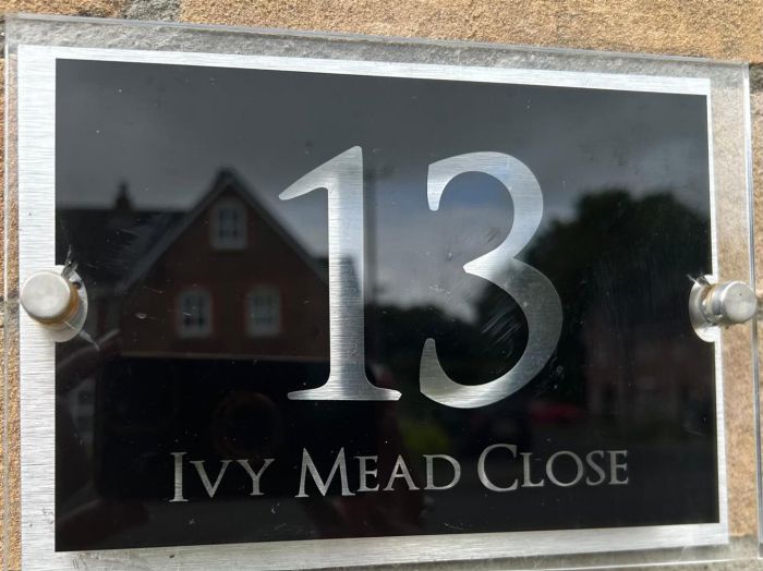 13 Ivy Mead Close