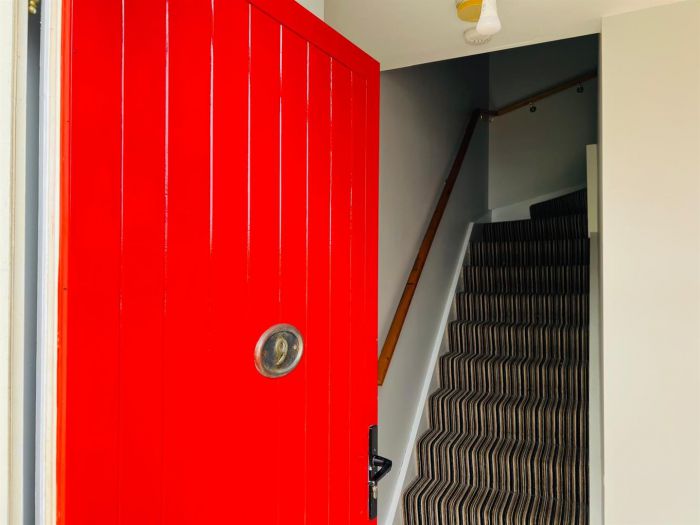 9 Fincairn Cottage Square