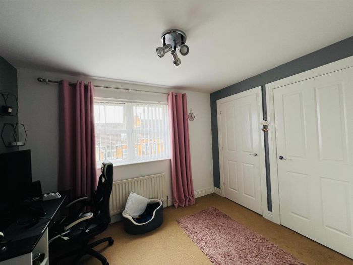 13 Summer Meadows Mews