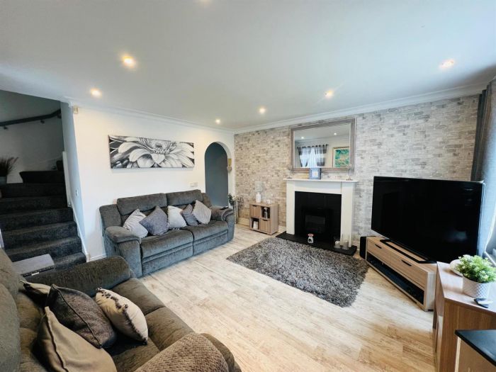 13 Summer Meadows Mews