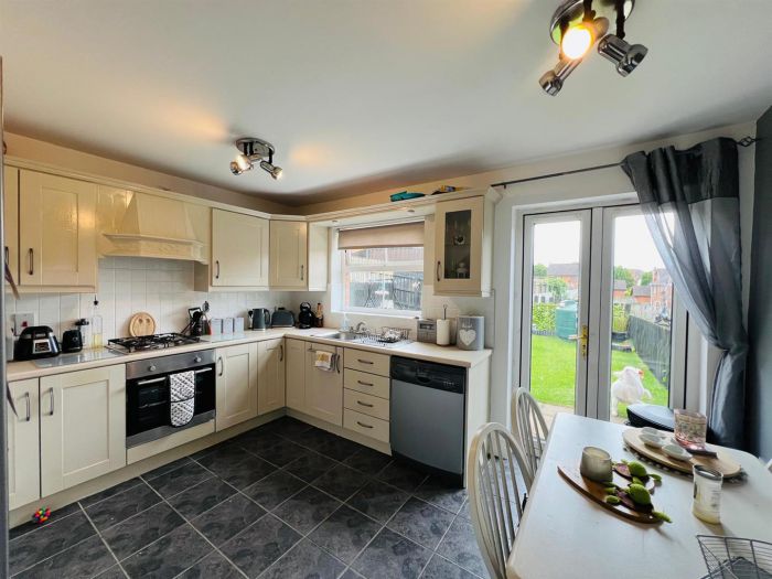 13 Summer Meadows Mews