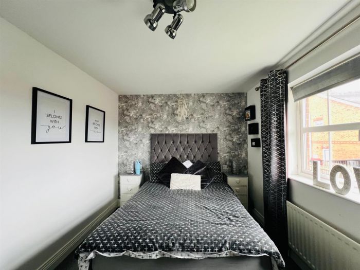 13 Summer Meadows Mews