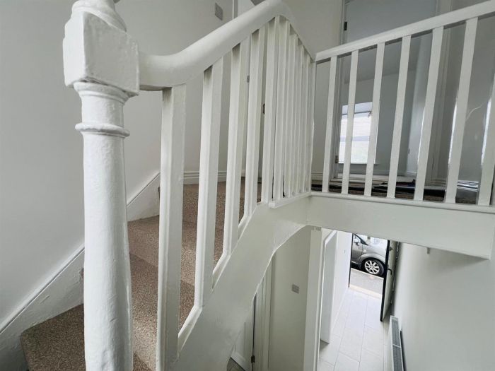 12 Riverview Terrace